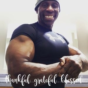 Meet your Posher, Cliff